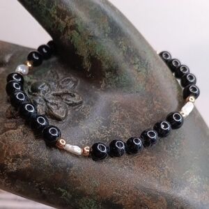 Elegant Black Bead Freshwater Pearl Bracelet 7.5" Long